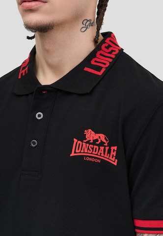 LONSDALE Koszulka w kolorze czarny