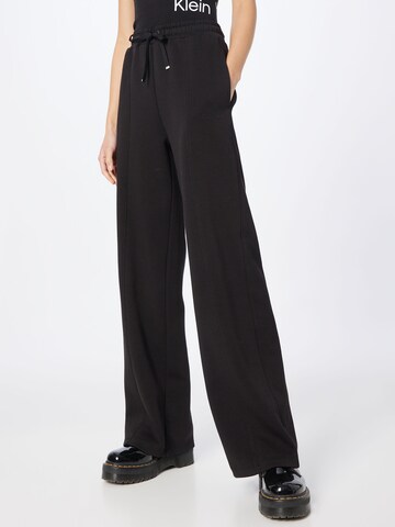 Calvin Klein Regular Pants in Black: front