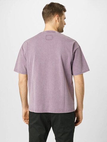 T-Shirt 'Yoricko' tigha en violet