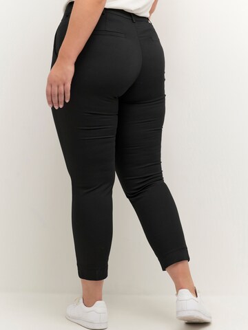 Skinny Pantalon chino 'Leana' KAFFE CURVE en noir