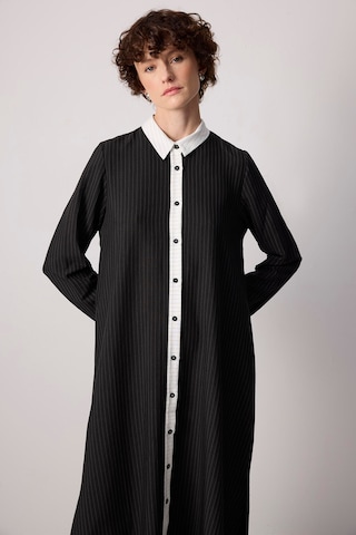 Robe-chemise Touche Prive en noir