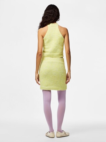 Tops en tricot 'PCSoftcrush' PIECES en jaune