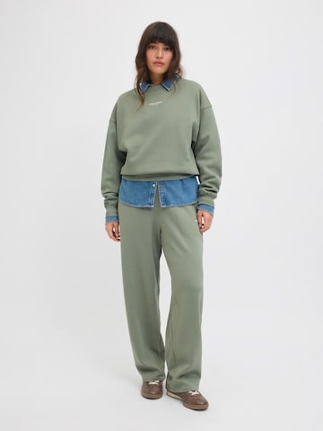 JJXX Sweatshirt 'JXSTUDIO VESTERBRO' in Green