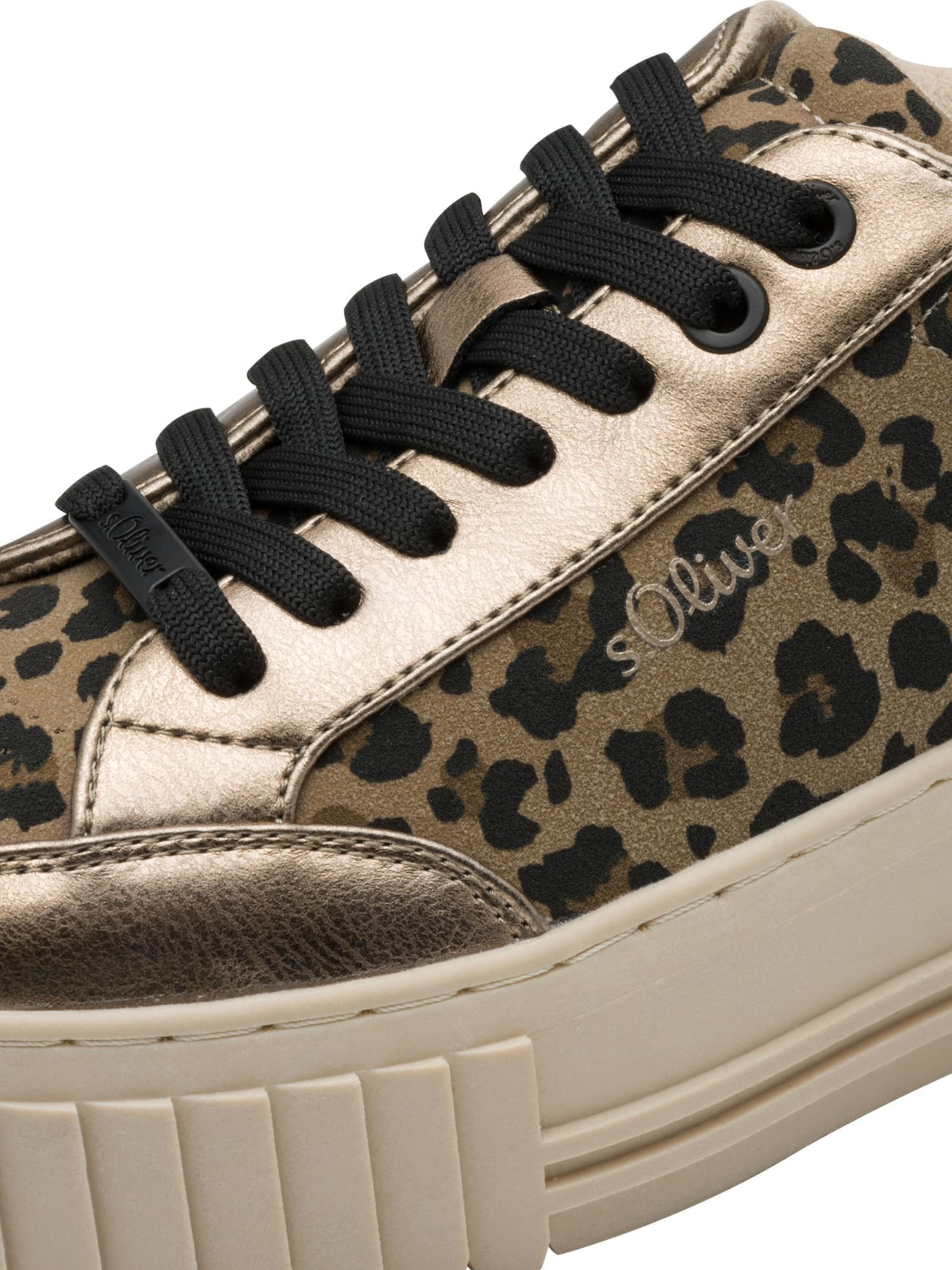 s.Oliver Sneakers in Beige