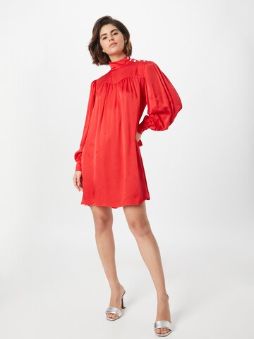 Robe 'Kaya' Custommade en rouge