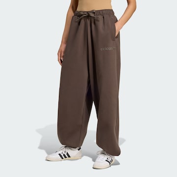 Effilé Pantalon 'Essentials' ADIDAS ORIGINALS en vert : devant