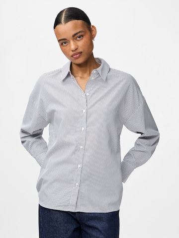 PIECES Bluse 'PCJULIA' in Weiß: Vorderseite