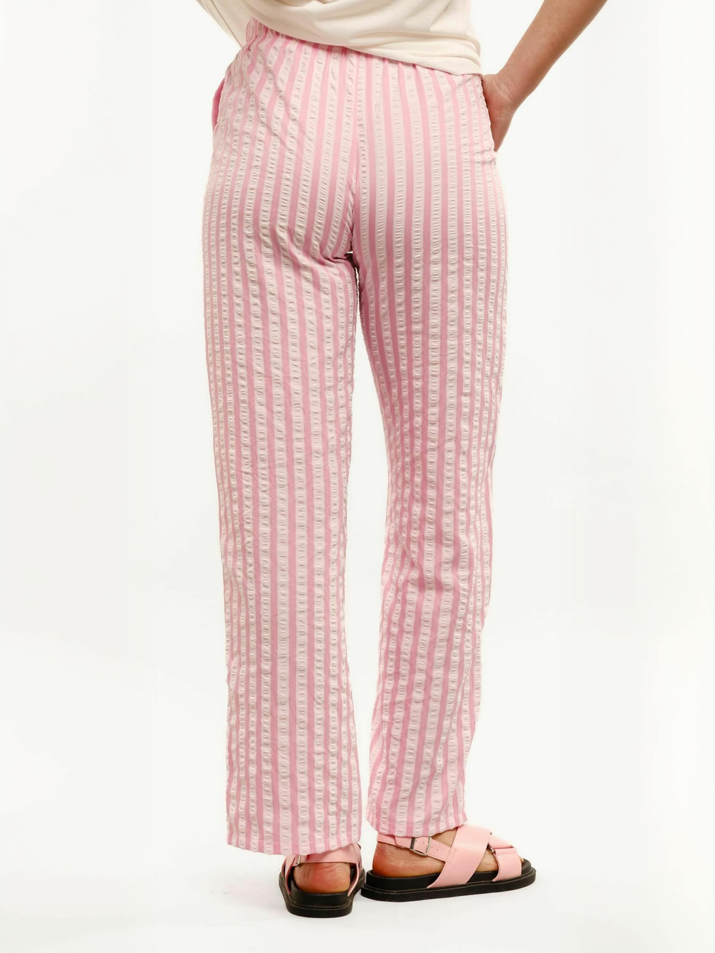 Liberte Essentiel - regular Pantalón ' SISSI ' en rosa