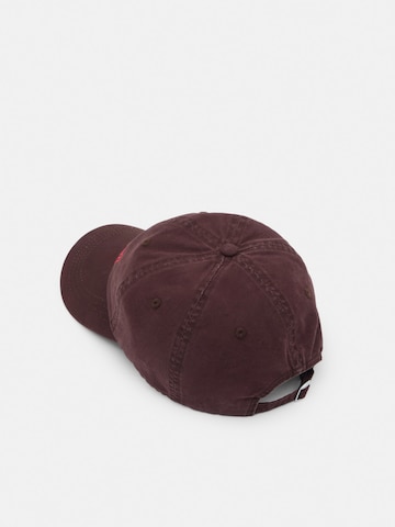 Pull&Bear Sapkák 'TULUM MEXICO' - barna