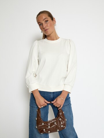 Sweat-shirt 'Fiola' Peppercorn en blanc