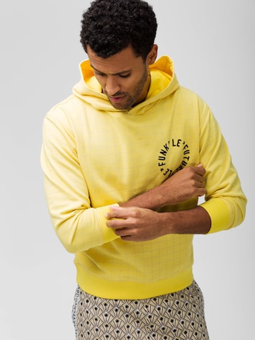 Sweat-shirt 'Lovin' You' 4funkyflavours en jaune