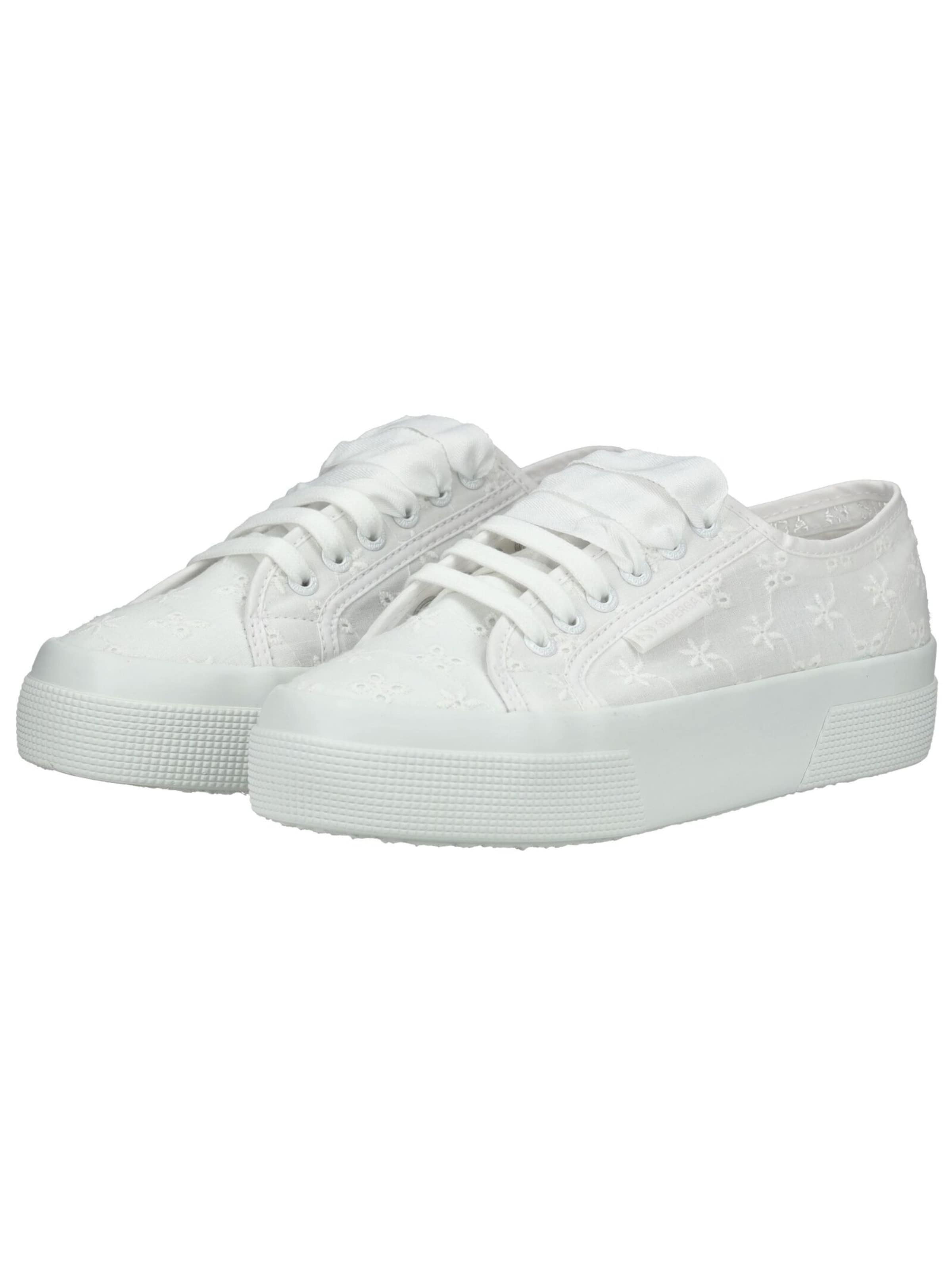 SUPERGA Sneakers in White