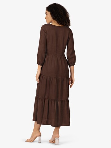 Robe mint & mia en marron : devant