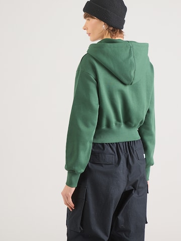 Nike Sportswear Суичъри с качулка 'PHNX FLC' в зелено