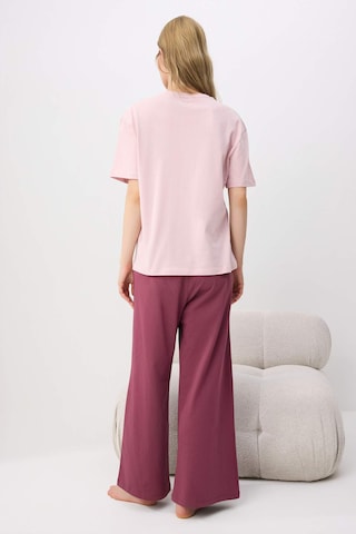 Trendyol - Pijama en rosa