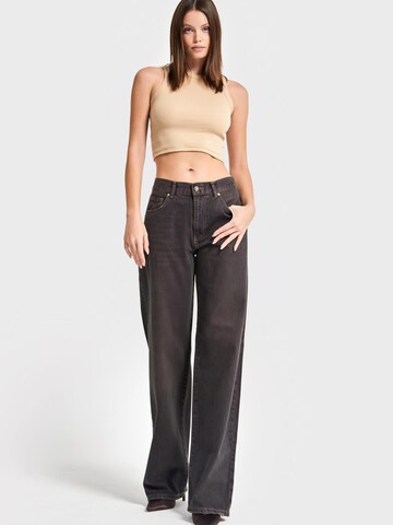 Loosefit Jean 'LOOSE MID RISE JEANS' IT'S BASIC en rouge : devant