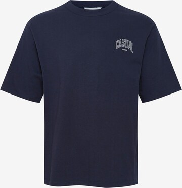 T-Shirt Casual Friday en bleu : devant