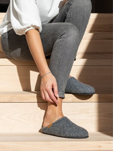 Gottstein Slippers 'Walkpantoffel Alpine Light' in Grey