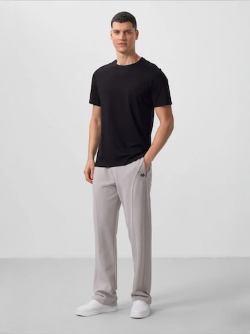 Tommy Life - Camisa 'T-Shirts' em vermelho