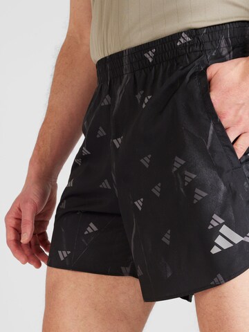 ADIDAS PERFORMANCE Regular Sportshorts 'RUN IT' in Schwarz