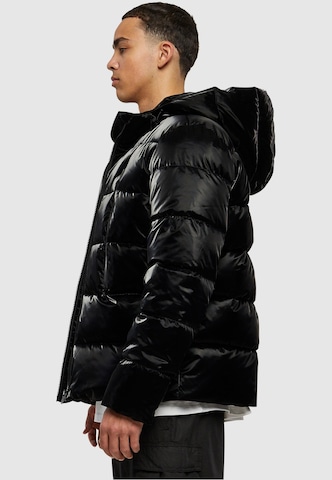 Urban Classics Зимняя куртка в Черный