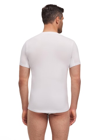 FALKE Undershirt in White