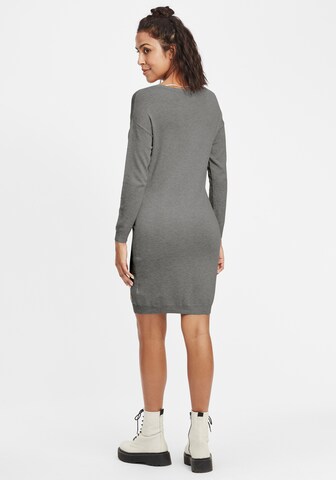 Oxmo Knitted dress 'Ella' in Grey
