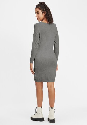 Oxmo Strickkleid Ella in Grau