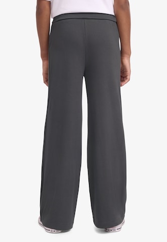 CONVERSE Loosefit Byxa i grå