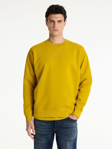 CHASIN' Sweatshirt 'Ido' in Yellow: front