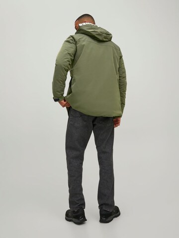 JACK & JONES Winter Parka in Green