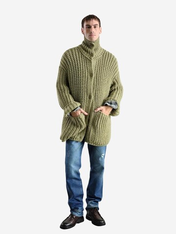 Giesto Knit cardigan in Green: front