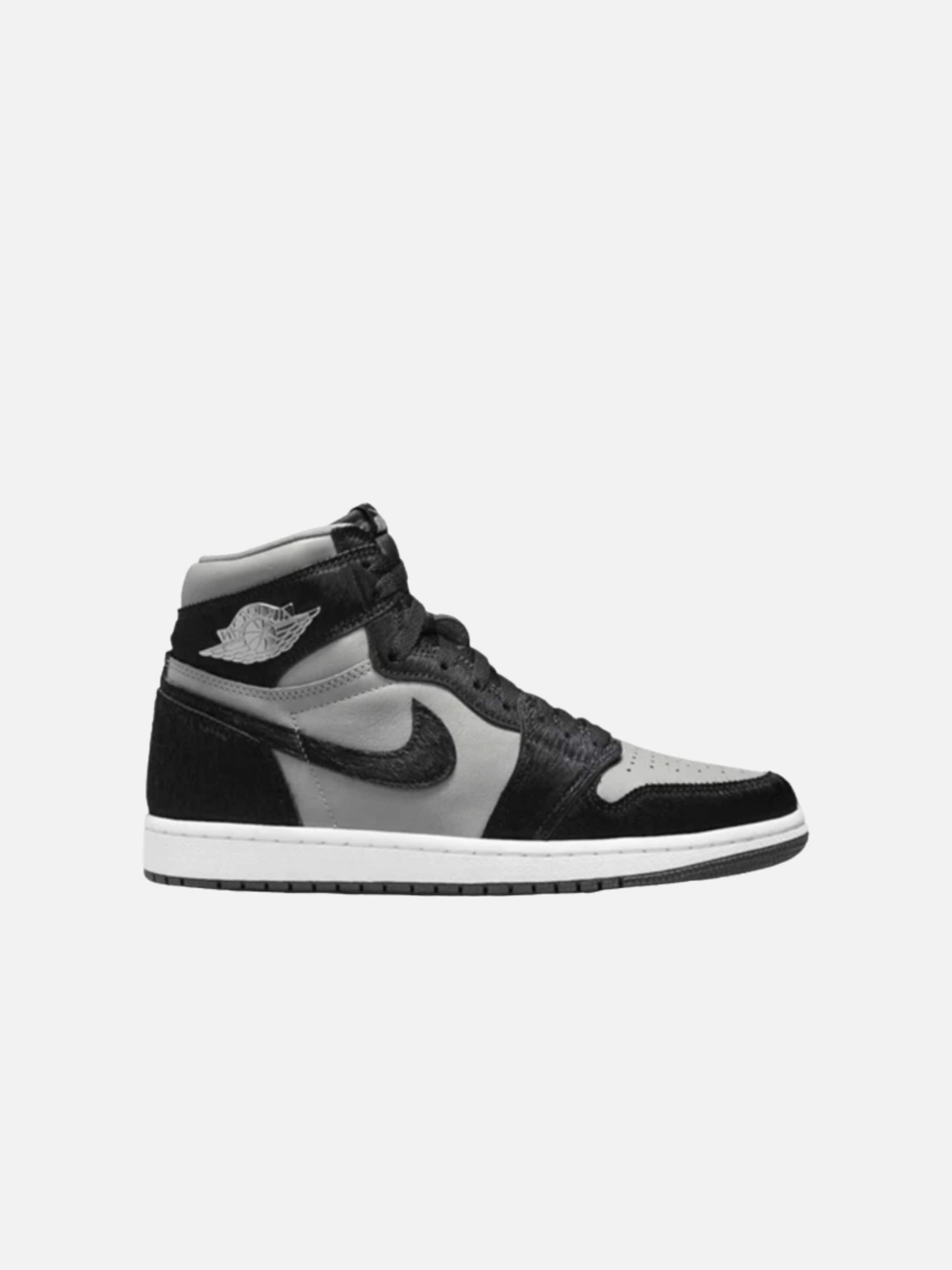 Baskets hautes 'Air 1 Retro High OG Twist 2.0' Jordan en gris : devant