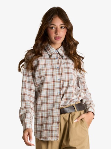 ViCOLO Blouse in Beige: voorkant
