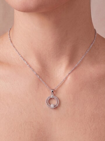 Jobo Necklace in Silver