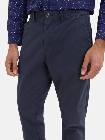 Coupe slim Pantalon chino TOM TAILOR en bleu