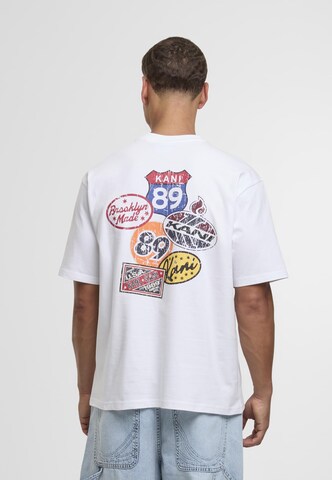 Karl Kani Тениска в бяло: отпред
