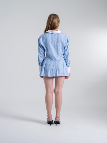 HOLLY LOLLY Bluse in Blau