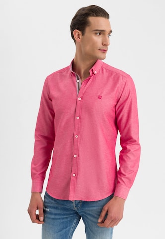 Jimmy Sanders - Ajuste estrecho Camisa en rosa: frente