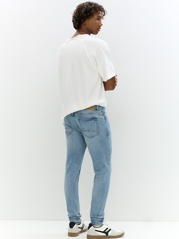 Pull&Bear Slimfit Jeans i blå