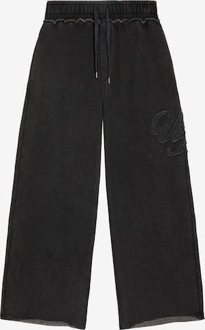 Bershka Baggy Housut värissä musta: etupuoli