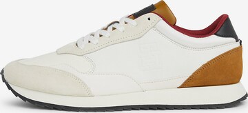TOMMY HILFIGER Sneakers 'Runner' in White: front