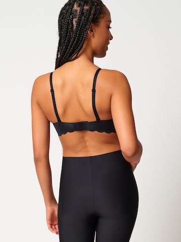 Skiny Trójkąt Biustonosz w kolorze czarny