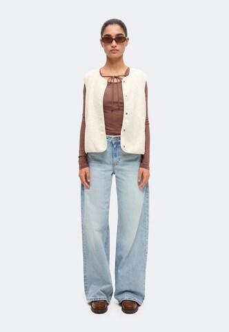 ZABAIONE Vest 'Wi44nnie' in Beige