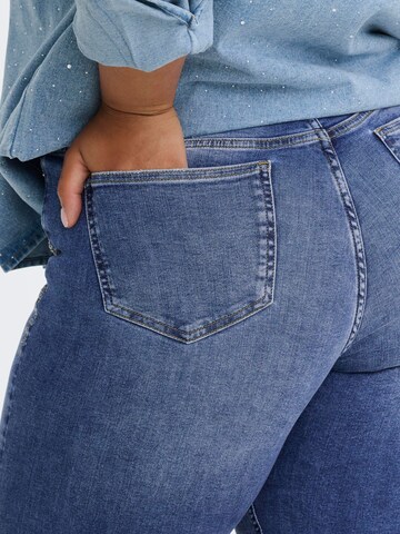 Slimfit Jeans 'CARSUI' di ONLY Carmakoma in blu