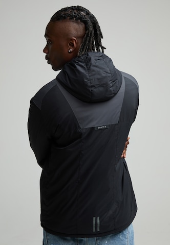 Veste d’hiver 'OMARO 2.0' Zavetti Canada en noir