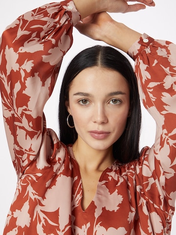 Banana Republic Blouse 'CINCH' in Red