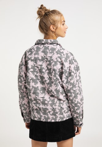 MYMO Between-Season Jacket in Pink