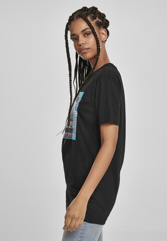 Tricou 'Magic Monday' de la Merchcode pe negru