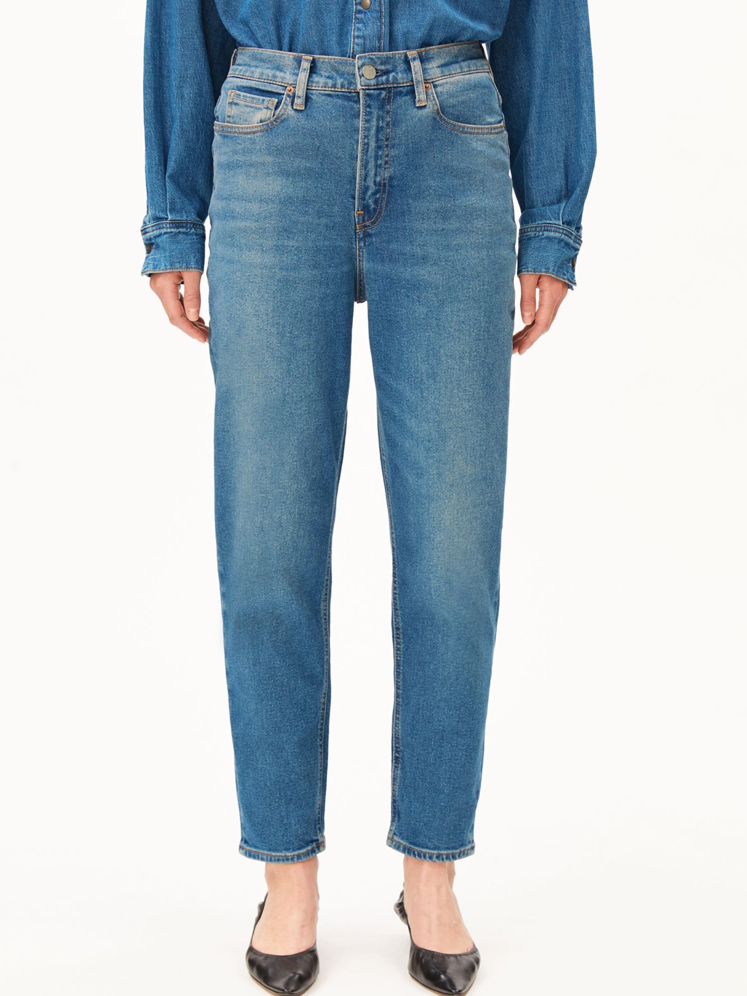 ARMEDANGELS Loosefit Jeans in Blauw: voorkant